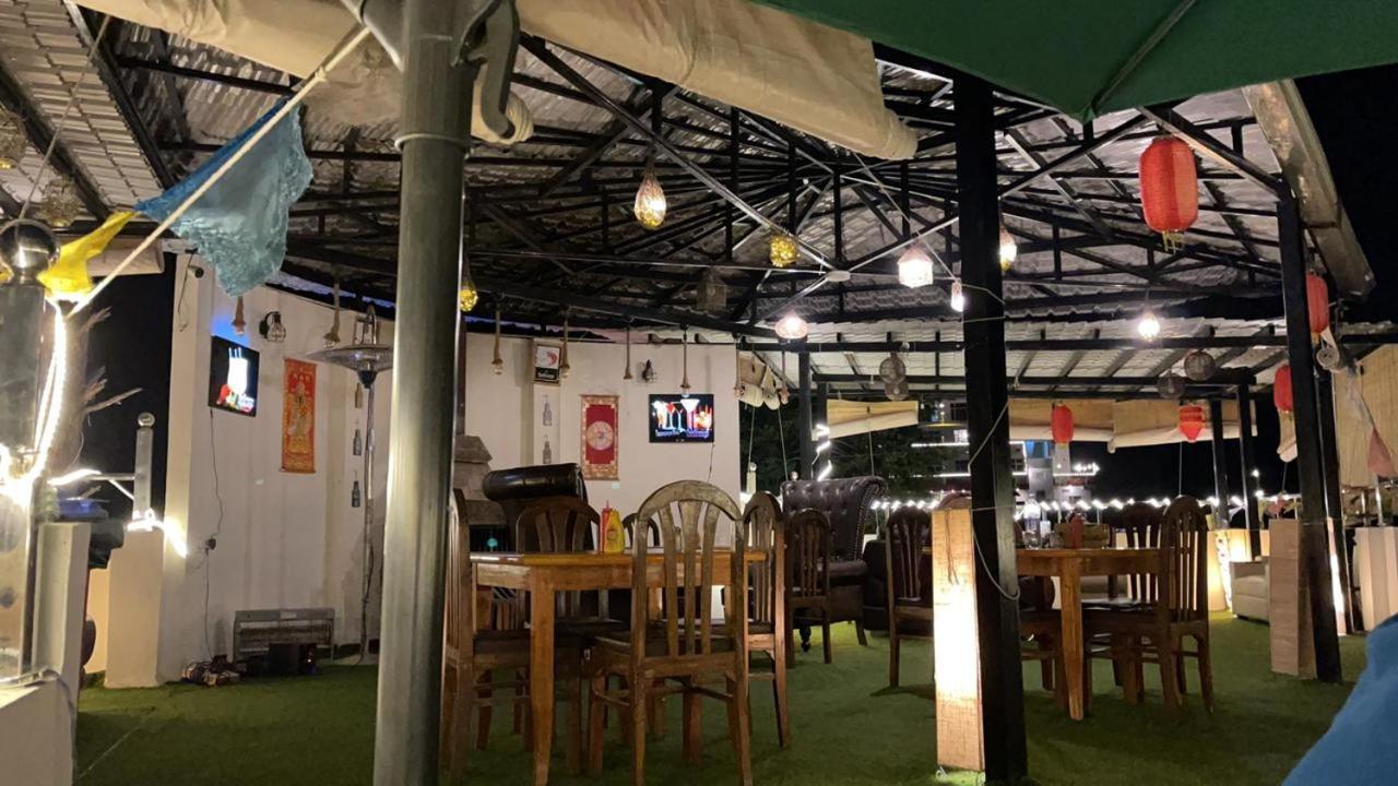 Icebergs Mussoorie - A Boutique Stay And 24 Hrs Roof Top Cafe Exteriör bild